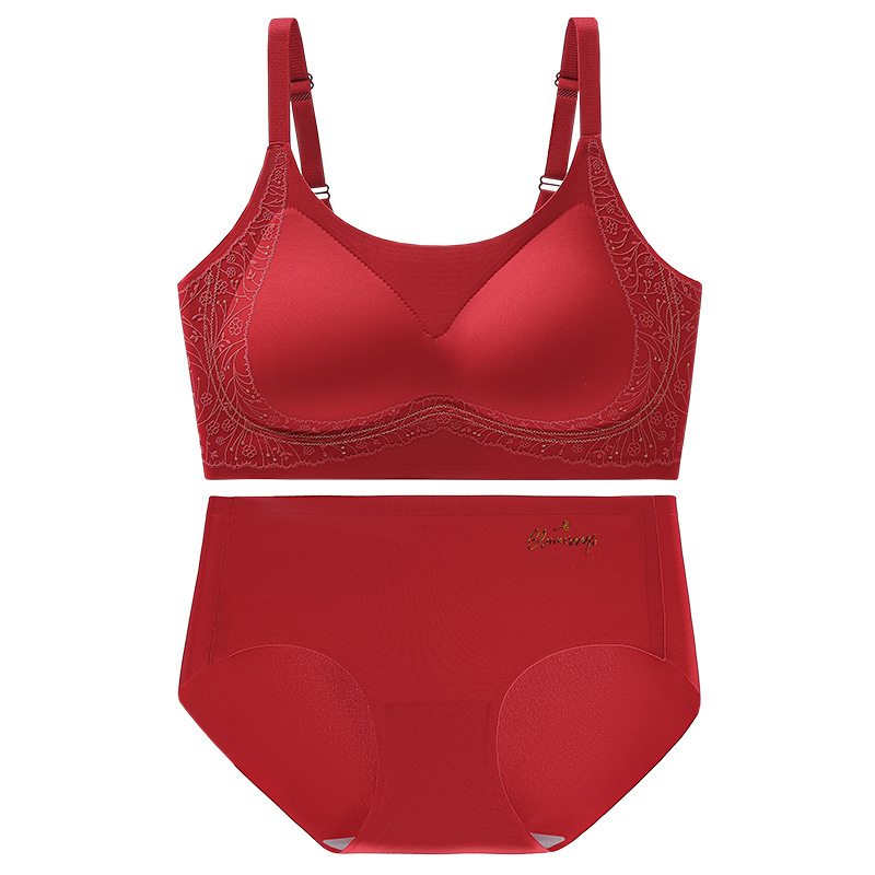 Belaidė, be siūlių liemenėlė su 3/4 plonais formuojančiais kaušeliais, fiksuoti pečių dirželiai, kvėpuojantis nailonas su elastano įdėklu 30–50%