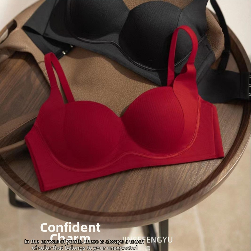 Podprsenka s bezšvovým zhromažďovaním a dvojitým zdvihom, priedušná a pohodlná; 3/4 košíček, tenký tvarovaný košíček, nylonová látka, pevné dvojité ramienka