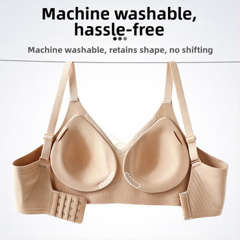 Bešepienė liemenėlė mažoms krūtims, be metalo žiedų, 3/4 puodelio, plonos formuojančios kaušės, nugaros trijų eilių užsegimas, fiksuotos dvigubos petnešos; pagrindinis audinys: nailonas; įdaila: spandeks