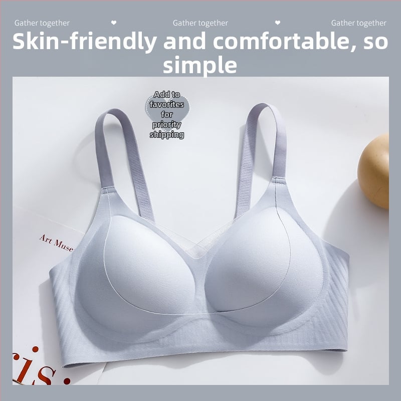 Bešepienė liemenėlė mažoms krūtims, be metalo žiedų, 3/4 puodelio, plonos formuojančios kaušės, nugaros trijų eilių užsegimas, fiksuotos dvigubos petnešos; pagrindinis audinys: nailonas; įdaila: spandeks