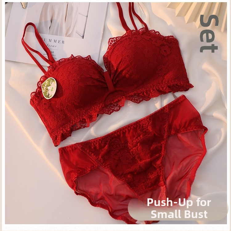 Be vielos liemenėlė iš nailono, su savilkimo funkcija, vidinis sluoksnis iš Spandex, nuimamos dvigubos pečiai, nugaroje užsegimas su keturiais užsegimo eilėmis, kaušelių forma: viršuje plonas, apačioje storas