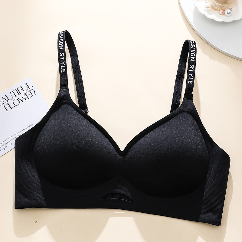 Bezšivni ženski grudnjak od najlona, čvrsti dvostruki naramenici, tanke oblikovane košarice, stražnje kopčanje s četiri reda kukica, bez žice, nježna podrška