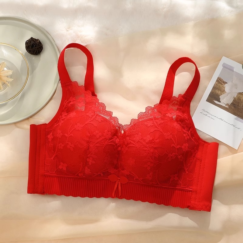 Moterų nėrinių liemenėlė, 3/4 taurė, viršutinė plona ir apatinė storesnė forma, fiksuoti dvigubi dirželiai, užsegimas su keturiais užsegimais