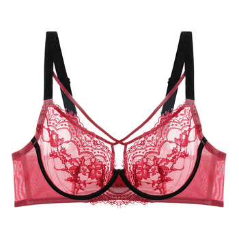 Nėriniuota nailono liemenėlė su itin plonais formuojamais puodeliais, medvilninė įdaila, fiksuoti plečiai ir nugaros trijų eilių užsegimas