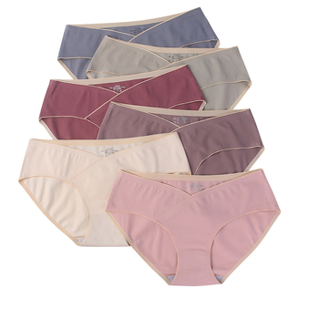 Materinski gaćice od pamuka, niski struk, glavna tkanina 95% pamuk, rub u preponi 100% pamuk, podrška trbuha za trudnoću i postporođajno razdoblje