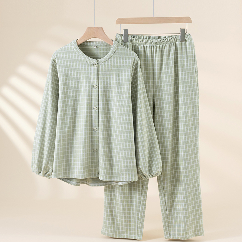 Naiste pidžaama komplekt fleece voodriga, 90–95% polüester, keskmise paksusega 181–200 g/m², ümmargune kaelus, pikad varrukad, püksid, jaapani stiil, Cottononi