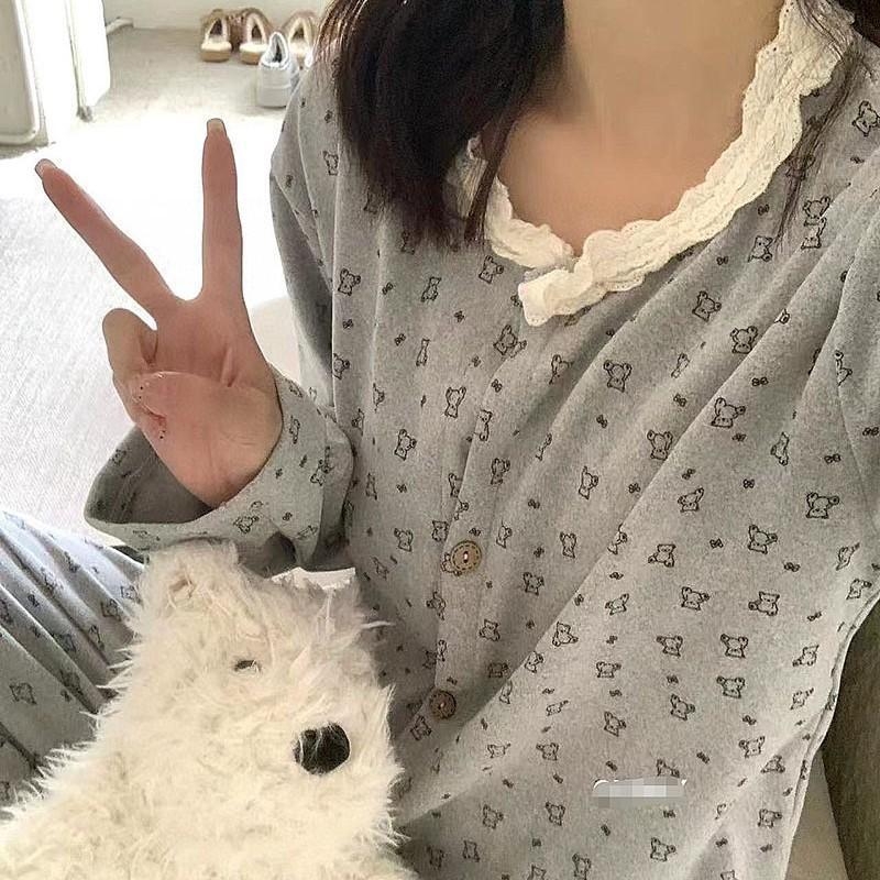 Pijama komplekt krūšu spilventiņiem, Derong velūrs, kardigan-stiilis, pikad varrukad, paks materjal 201–250 g/m², 80–90% polüester