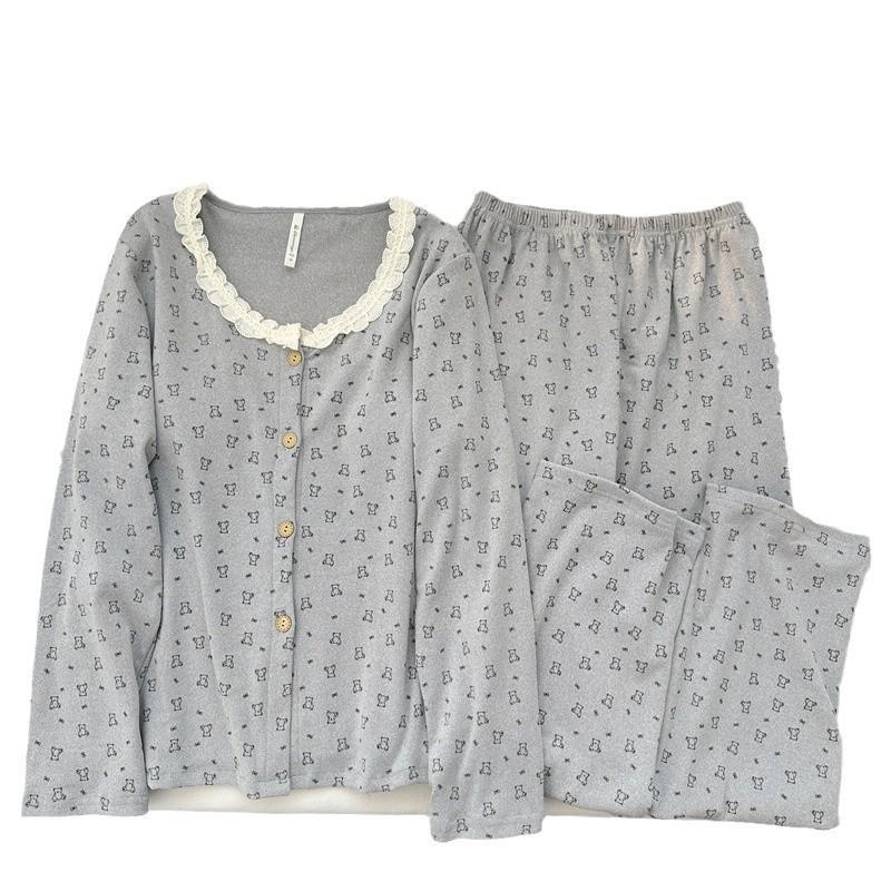 Pijama komplekt krūšu spilventiņiem, Derong velūrs, kardigan-stiilis, pikad varrukad, paks materjal 201–250 g/m², 80–90% polüester