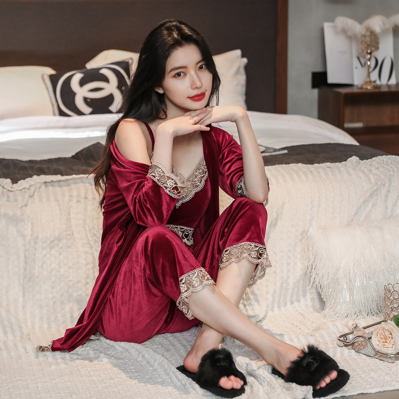 Set pidžame od baršuna s jastučićem za prsa – tri dijela, dugi rukavi, duge hlače, za žene