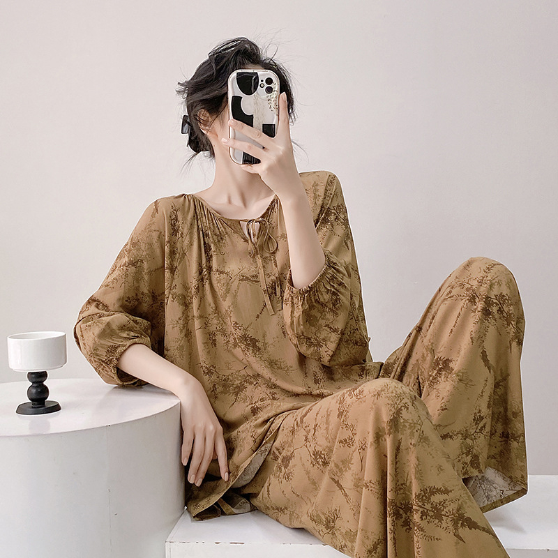 Ženski pidžama set od pamuk-saten viskoze, dugi rukav, ovratnik tip lapel, tanki materijal 121–140 g/m², hlače