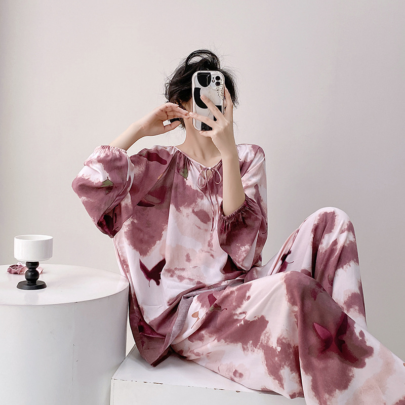 Ženski pidžama set od pamuk-saten viskoze, dugi rukav, ovratnik tip lapel, tanki materijal 121–140 g/m², hlače