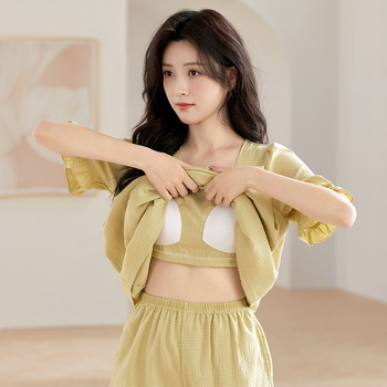 Ženski pižama set – mekana cloud cotton tkanina, okrugli vrat, 3/4 rukavi, kratke hlače, princeza stil s cvjetnim ovratnikom, integrirani jastučić za prsa