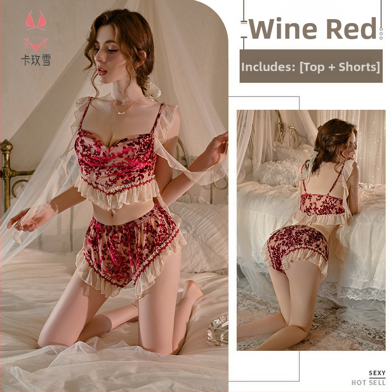 Kaheosaline komplekt: Seksikas kamisool ööseks V-kaelusega, varrukateta, lühikesed püksid, hingav kudum