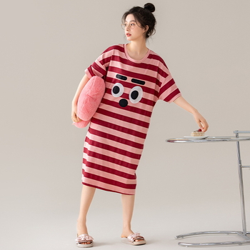 Ženska pamučna noćna haljina, okrugli izrez, rukavi 3/4, srednja duljina, sladak i šarmantan stil