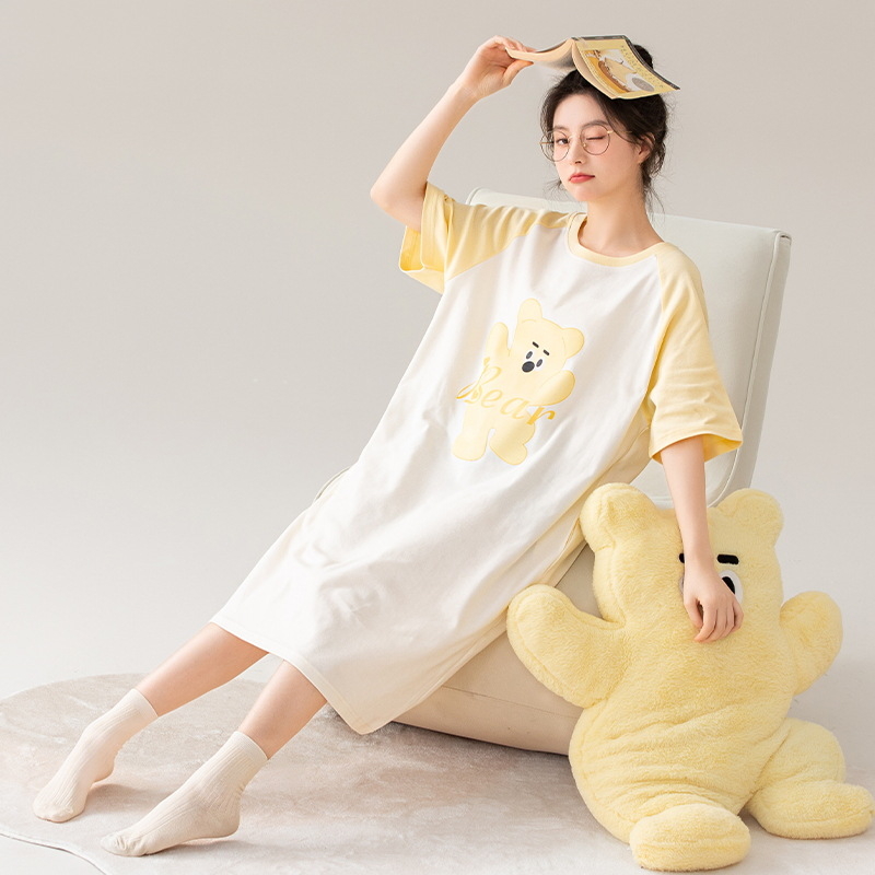 Ženska pamučna noćna haljina, okrugli izrez, rukavi 3/4, srednja duljina, sladak i šarmantan stil