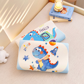 Laste latexpadi ristkülikukujulise vormiga, puhta puuvillase südamikuga ja loodusliku lateksi sisalduse 90% ja rohkem