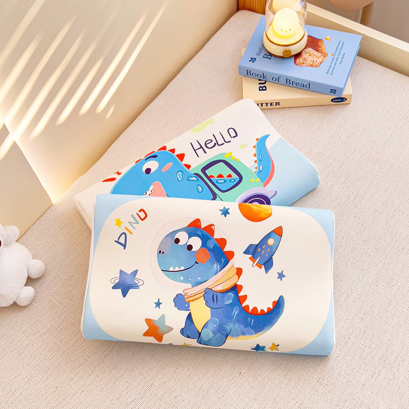 Laste latexpadi ristkülikukujulise vormiga, puhta puuvillase südamikuga ja loodusliku lateksi sisalduse 90% ja rohkem