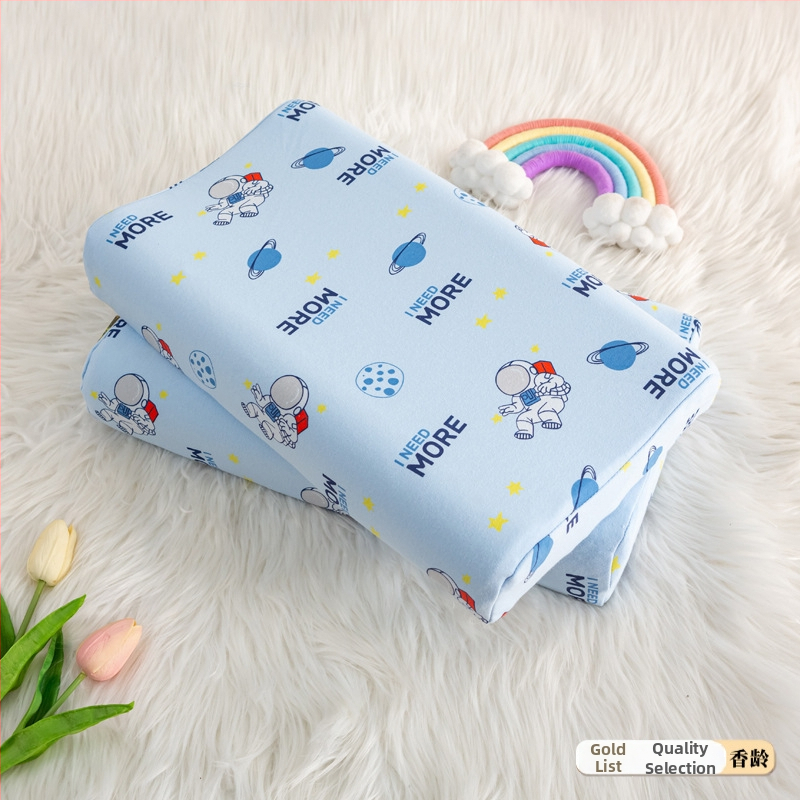 Laste latexpadi ristkülikukujulise vormiga, puhta puuvillase südamikuga ja loodusliku lateksi sisalduse 90% ja rohkem