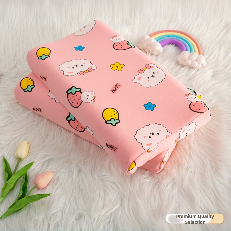 Laste latexpadi ristkülikukujulise vormiga, puhta puuvillase südamikuga ja loodusliku lateksi sisalduse 90% ja rohkem