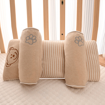 Kūdikių korekcijos ir formavimo pagalvėlė – gryna medvilnė, animacinio stiliaus, skirta naujagimiams 0–1 metų, saugumo lygis A, vasara 2025