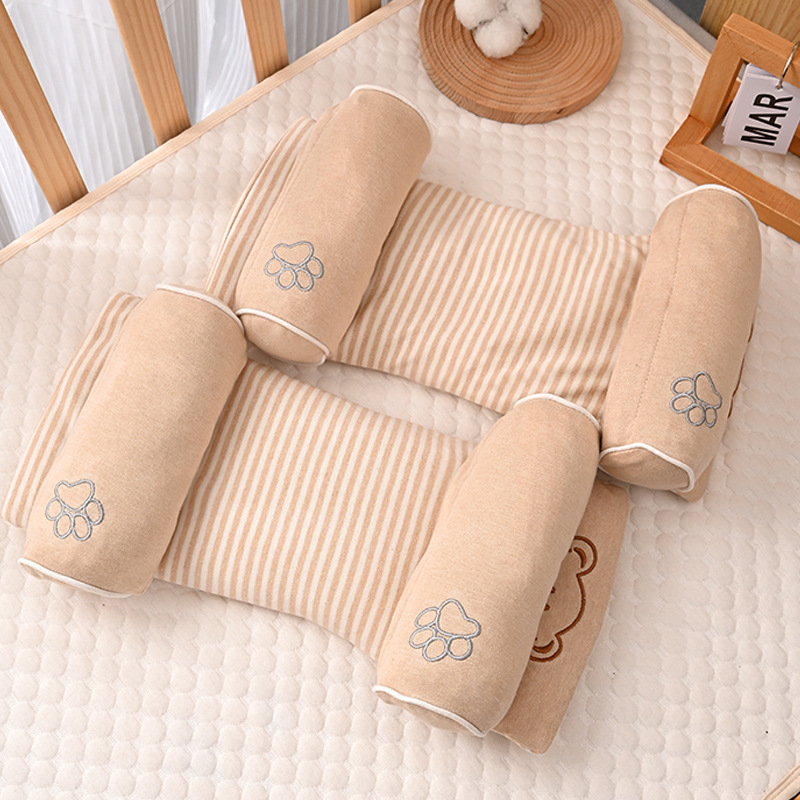 Kūdikių korekcijos ir formavimo pagalvėlė – gryna medvilnė, animacinio stiliaus, skirta naujagimiams 0–1 metų, saugumo lygis A, vasara 2025