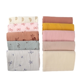 Dječji uvijajući ručnik od čiste pamuka, pogodna za novorođenčad u proljeće, ljeto, jesen i zimu; motiv crtani likovi; sigurnosna razina A; za bebe i malu djecu.