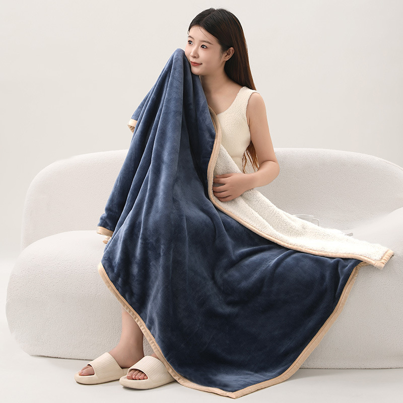 Flanelinė antklodė su logotipo siuvimu, 300–500 g svoris, tinkama visiems metų laikams, vaikams nuo 6 iki 12 metų