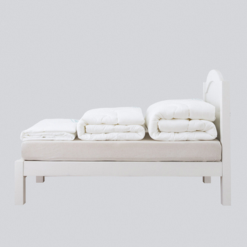 Rotus Vaikų darželio antklodės korpusas – pavasario ir rudens sezonas, užpildas šilko pluoštais ir medvilne, patalynės audinys iš cheminių pluoštų, tinkamas 0–6 metų vaikams