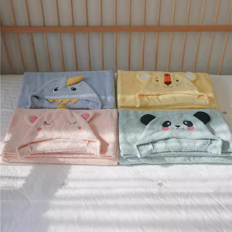Kapucňový detský uterák na kúpanie, mäkký korálový fleece, s kresleným vzorom, vhodný pre kojencov a malé deti