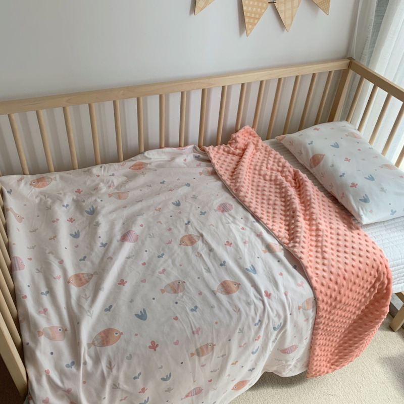 Kūdikio apsauginis pledas, medžiaga: medvilnės–poliesterio pluoštas, amžiaus diapazonas: naujagimiai–3–6 metų, visų sezonų, animacinio stiliaus, 200–300 g