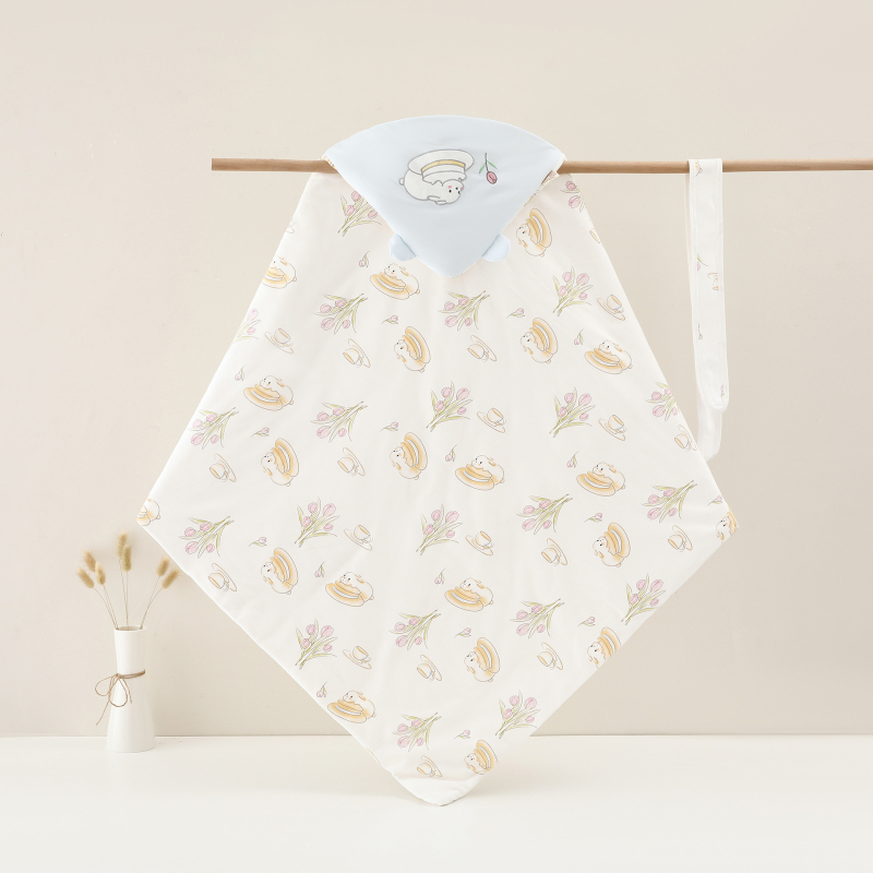 Újszülött ölelő takaró, 100% pamut, Space Cotton töltet, őszi–téli használatra, 0–12 hónap