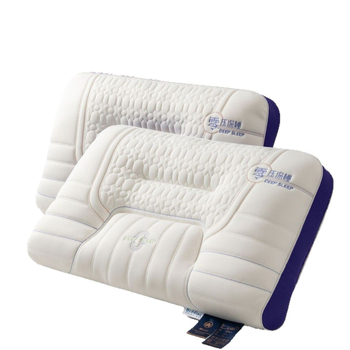 Lateksinė pagalvė su dvigubu užpildymu (viršutinis lateksas, apatinis 100% poliesteris) suaugusiems, stačiakampio formos, užvalkalas iš cheminių pluoštų