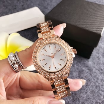 Популярен експортен часовник, лек луксозен златен дамски часовник, бял циферблат, изцяло диамантен, дизайн със стоманена каишка, дамски кварцов часовник със звезден мотив