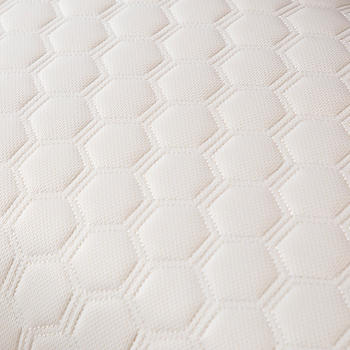 Stačiakampė latekso pagalvė kaklo palaikymui, natūralus lateksas, latekso kiekis 80–90%, svoris 1–2 kg, pritaikymas.