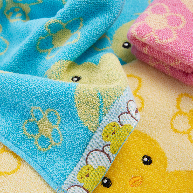 Vaikų veido rankšluostis iš 100% medvilnės su karikatūrine antis, minkštas ir sugeriantis, 32s siūlas, paprastas audinys