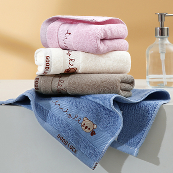 Vaikų veido rankšluostis su piešiniu meškiuko, 100% medvilnė, išsiuvinėtas dizainas, lygiava audinys, svoris 50–80 g