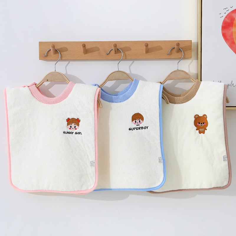 Vaikų vandeniui skirtas veido ir valgymo rankšluostis — coral fleece, siuvinėjimas ir apipjaustymas, amžius 2–8 m