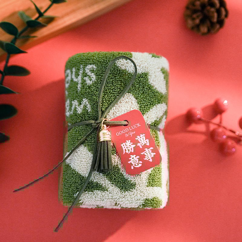 Dāvanu dvielis sejai no 100% kokvilnas, dzija 32s, svars 50–80 g, pielāgošana pieejama