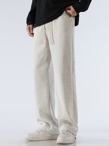 Férfi pamut sportnadrág fleece-béléses, laza szabású egyenes vonal, középmagas derekú övvel, mandzsettás zsinóros véggel, mindennapi sportnadrág, 65% pamut 35% poliészter