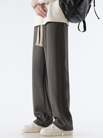 Férfi pamut sportnadrág fleece-béléses, laza szabású egyenes vonal, középmagas derekú övvel, mandzsettás zsinóros véggel, mindennapi sportnadrág, 65% pamut 35% poliészter