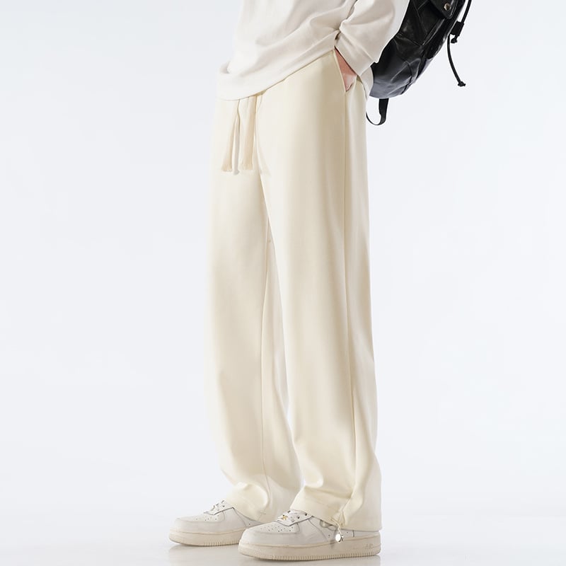 Férfi pamut sportnadrág fleece-béléses, laza szabású egyenes vonal, középmagas derekú övvel, mandzsettás zsinóros véggel, mindennapi sportnadrág, 65% pamut 35% poliészter