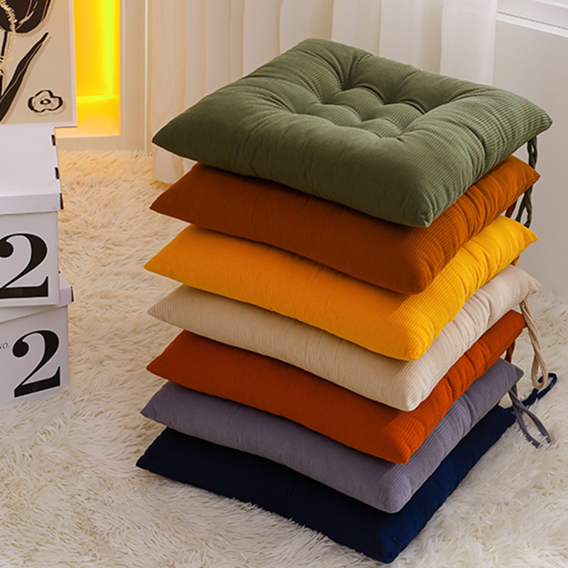 Corduroy apskrita kėdės pagalvėlė su dirželiais, storai austas ir tankiai siūta, užpildas iš poliesterio pluošto