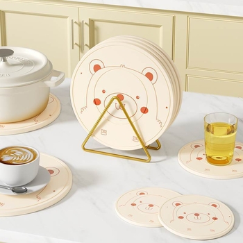 Silikoninis šilumos izoliacinis kilimėlis stalui – apskritos formos, modernus minimalistinis stilius, premium kokybė