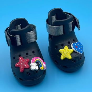 Šunų bateliai iš Wide and Easy, plastiko, atsparūs vandeniui, anti-slip funkcija, dekoratyvūs