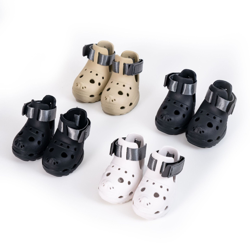 Šunų bateliai iš Wide and Easy, plastiko, atsparūs vandeniui, anti-slip funkcija, dekoratyvūs