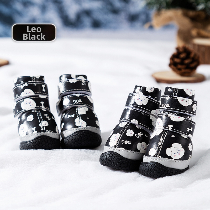 Šunų bateliai – fliso įdėklas, storinami, neslidūs, atsparūs dilimui; guminė padas; atsparus vandeniui ir šiltas; animacinio stiliaus; universalus tinkamumas; Hippie Dog ženklas