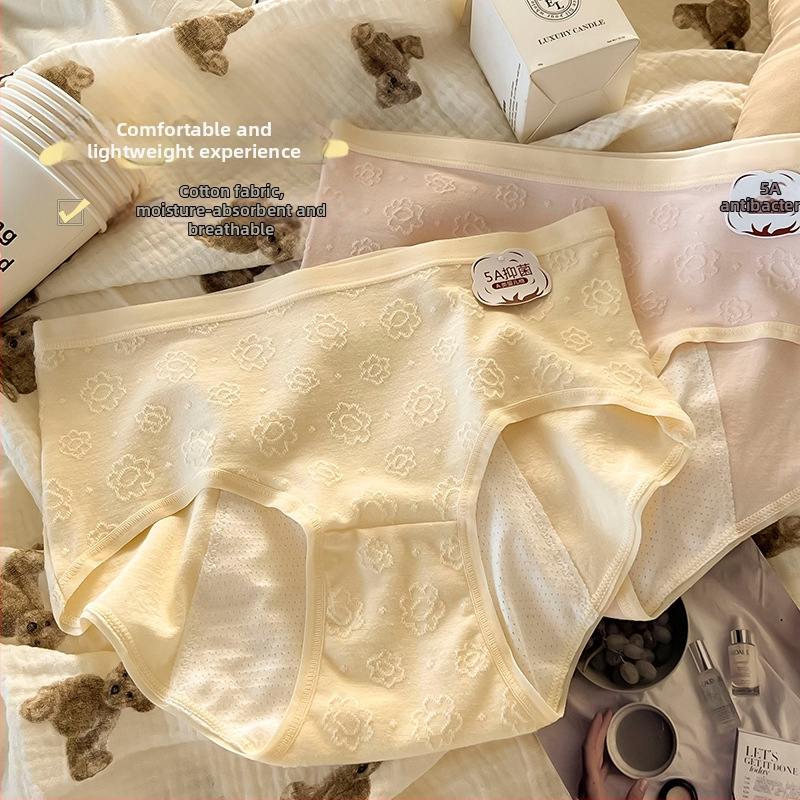 Menstruatsioonialuspesu naistele, keskmise talje kõrgusega, peamine materjal 95% puuvill, vooder 100% puuvill; stiil: lühikesed püksikud; funktsioon: füsioloogia.