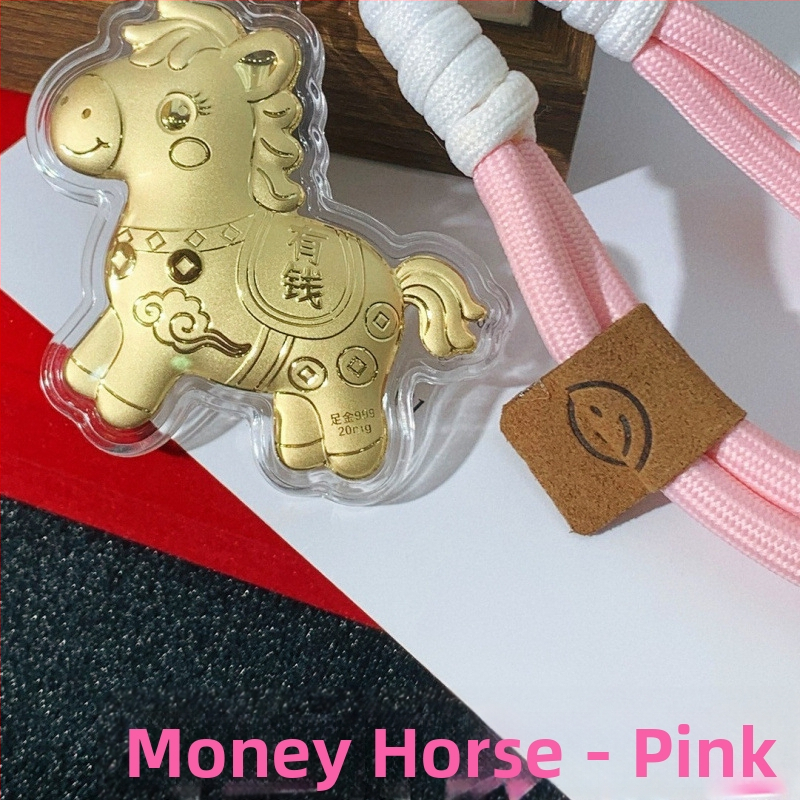 Telefono grandinė su pakabuku ir raktų kilpa – metalas su aukso įdaru, geometrinės formos, šiuolaikiškas minimalistinis stilius, atskira pakuotė