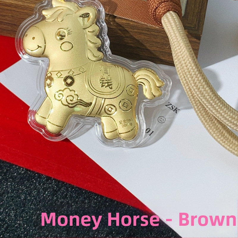 Telefono grandinė su pakabuku ir raktų kilpa – metalas su aukso įdaru, geometrinės formos, šiuolaikiškas minimalistinis stilius, atskira pakuotė