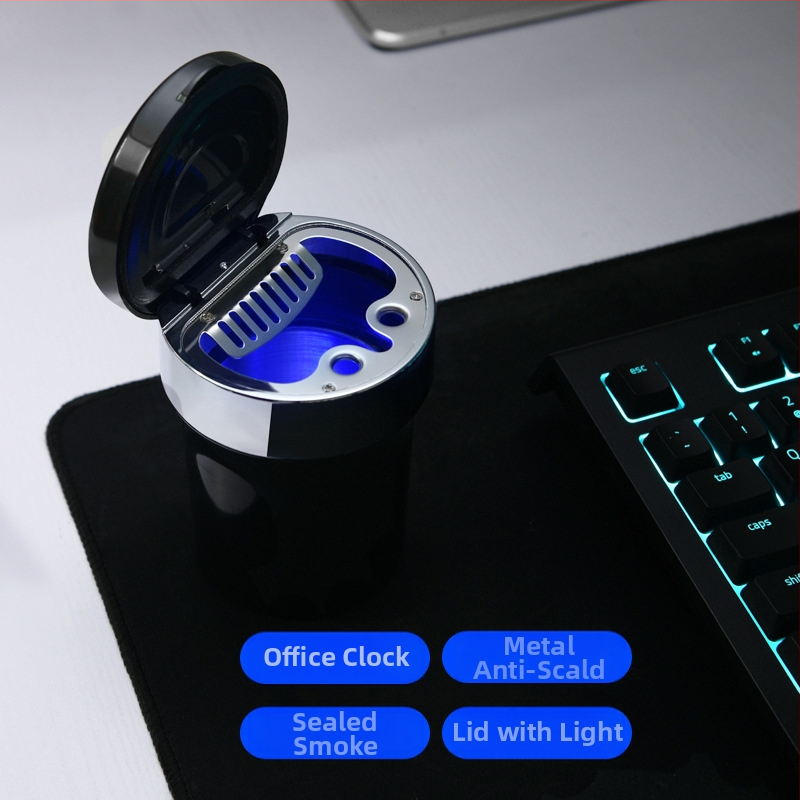 Auto tuhkapott LED-iga, metall + ABS materjalist, mudel Y-B005, kaal umbes 225 g